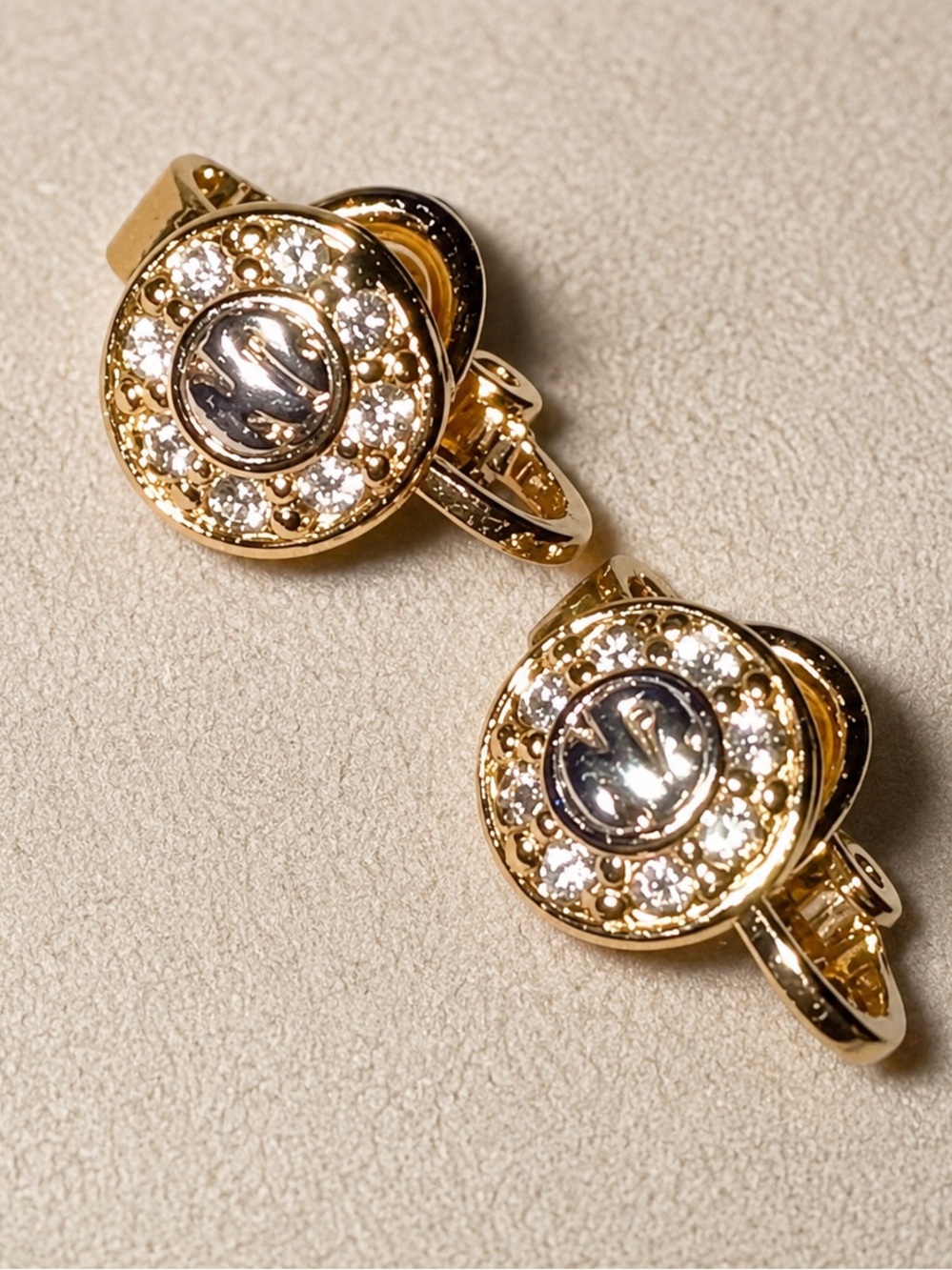 Vintage Nina Ricci Gold-Tone Crystal Round Clip-On Earrings